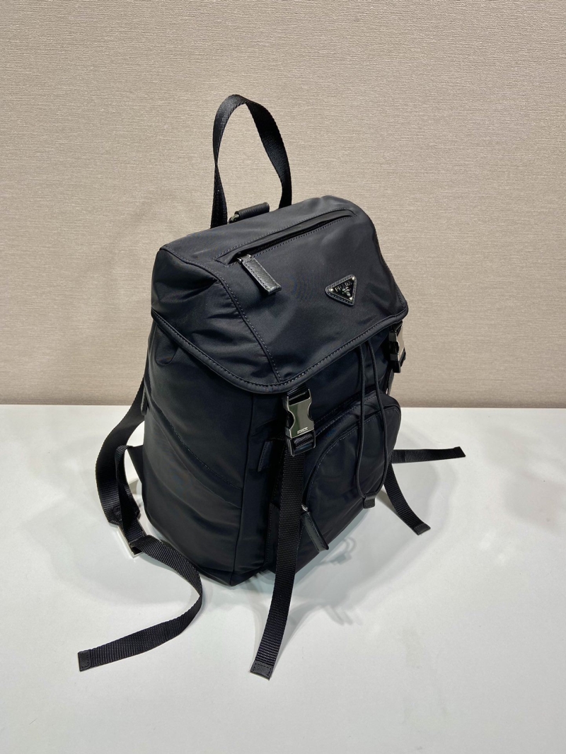 Pra*a backpacks